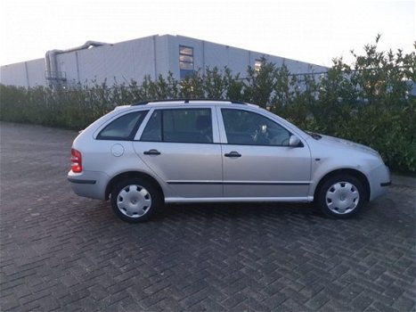 Skoda Fabia Combi - 1.4 Comfort goed zuinig LEES TEKST - 1