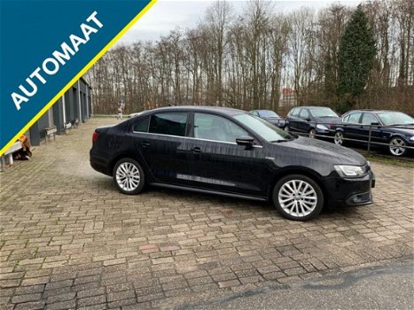 Volkswagen Jetta - 1.4 TSI Hybr Highl - 1