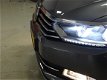 Volkswagen Passat Variant - 1.6 TDI Highline NAVI-CAMERA-LEER/ALCANTARA-PARKEERHULP - 1 - Thumbnail