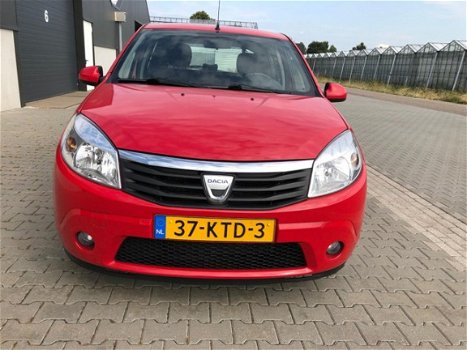 Dacia Sandero - 1.2 Lauréate Airco, Elek ramen voor , Radio Cd Speler, NAP km, APK - 1