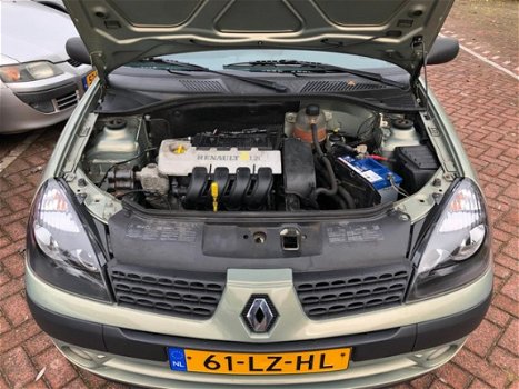 Renault Clio - 1.2-16V Expression Centrale deurvergrendeling op afstandsbediening elektrische ramen - 1