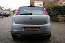 Fiat Grande Punto - 1.2 / Airco / Elek. ramen / Nieuwe koppeling / nieuwe APK