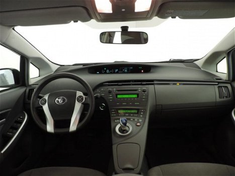 Toyota Prius - 1.8 Dynamic Hybrid Aut7 (head-up, clima, xenon) - 1