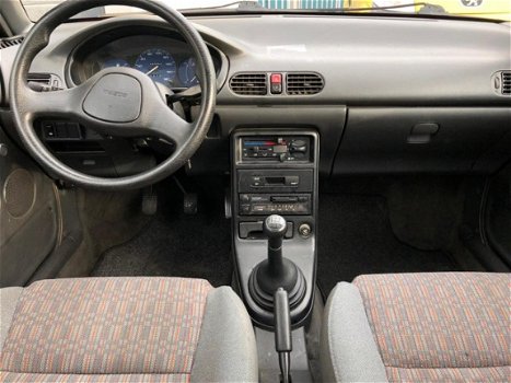 Mazda 121 - 1.3i LX NIEUWE APK - 1