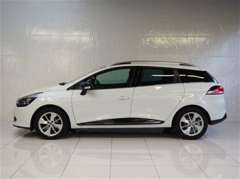 Renault Clio Estate - 1.5 dCi ECO Limited | Buitenspiegels elektrisch verstel- en verwarmbaar | Crui - 1