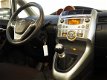 Toyota Verso - 1.8 VVT-i Aspiration 7p. | Panorama dak | Cruise control | Parkeersensoren achter | B - 1 - Thumbnail
