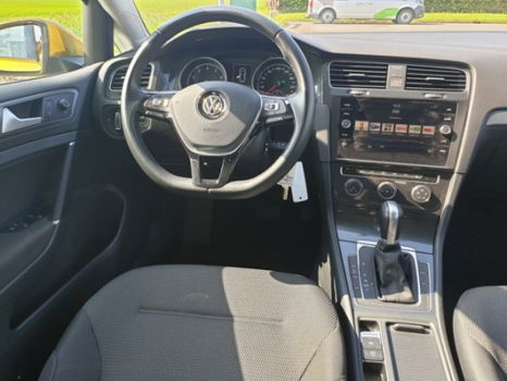 Volkswagen Golf - 1.0 TSI Comfortline Business - 1