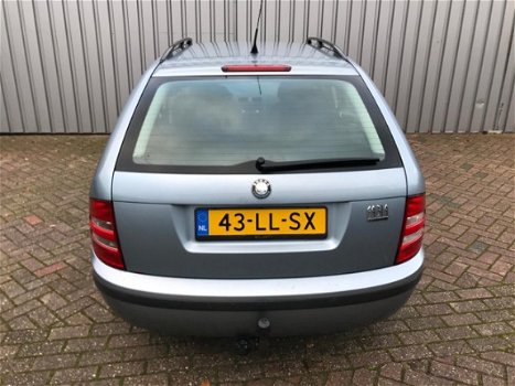 Skoda Fabia Combi - 1.4-16V Comfort - 1