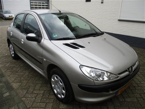 Peugeot 206 - 1.4 Air-line - 1