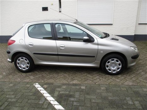 Peugeot 206 - 1.4 Air-line - 1