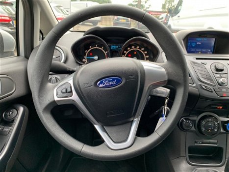 Ford Fiesta - 1.0 80PK 5D Style (AIRCO/BLUETOOTH/NAVI) - 1