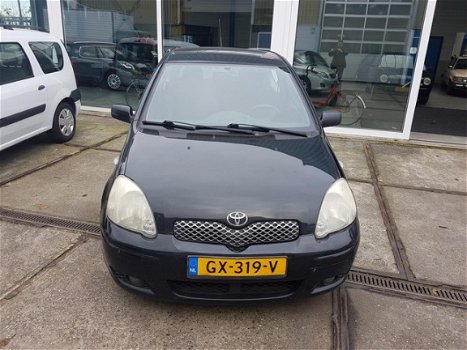 Toyota Yaris - 1.3 16V 3DR LINEA LUNA S - 1