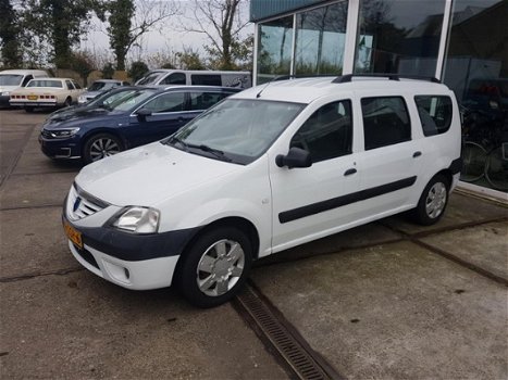 Dacia Logan MCV - 1.6 64KW Lauréate 7 Persoons G3 - 1