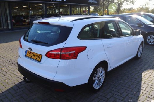 Ford Focus Wagon - 1.5 TDCI Trend Edition 50 procent deal 4.475, - ACTIE LMV / Trekhaak / PDC / Navi - 1