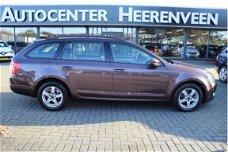 Skoda Octavia Combi - 1.6 TDI Amb. Bns Automaat 50 procent deal 5.625, - ACTIE DSG / Navi / Clima /