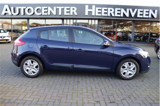 Renault Mégane - 1.5 dCi Expres. S&S 50 procent deal 3.475, - ACTIE Navi / Airco / Bluetooth / Cruis - 1