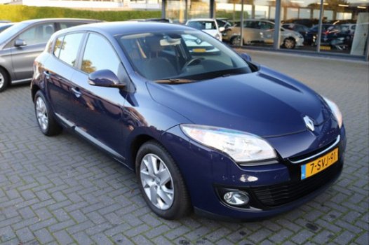 Renault Mégane - 1.5 dCi Expres. S&S 50 procent deal 3.475, - ACTIE Navi / Airco / Bluetooth / Cruis - 1