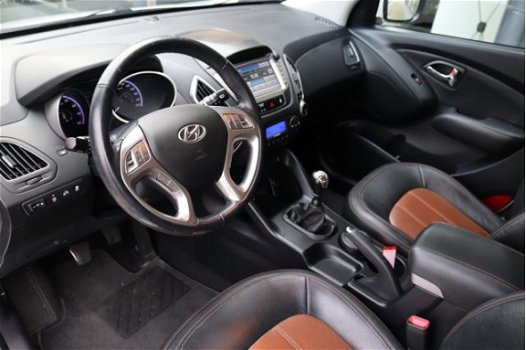 Hyundai ix35 - 1.6i GDI Pro 50 procent deal 5.975, - ACTIE Leer / Camera / Stoelverw / Navi / Clima - 1