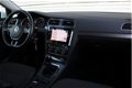 Volkswagen Golf - 1.0 TSI 110PK Comfortline R-line / Navi / Pdc / Climatronic / Licht- en Regensenso - 1 - Thumbnail