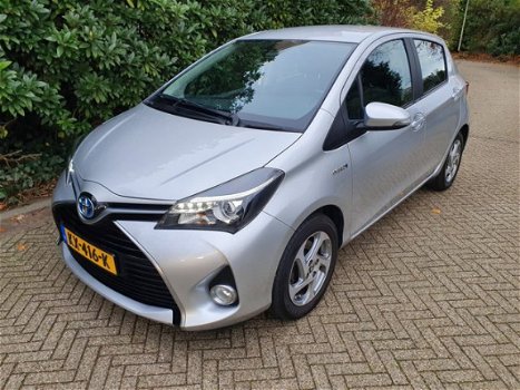 Toyota Yaris - 1.5 Hybrid Trend NL auto Navi/Cruise - 1