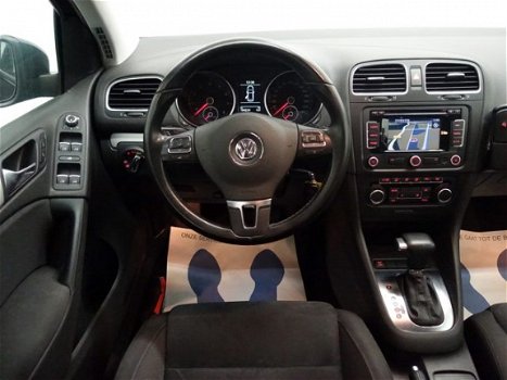 Volkswagen Golf - 1.4 TSI Highline DSG7 Autom Full map Navi, Flippers, Alcantara, LMV -Pdc - 1