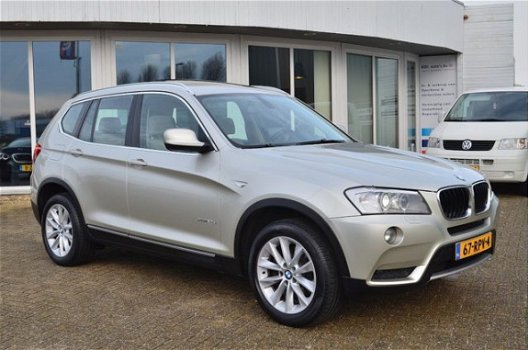 BMW X3 - xDrive 2.0D High Exe *Panodak, Navi, SportLeder - 1