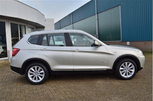 BMW X3 - xDrive 2.0D High Exe *Panodak, Navi, SportLeder - 1