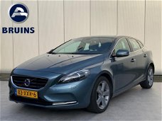 Volvo V40 - 1.6 T3 150 PK SUMMUM, LEER, CAMERA