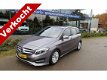 Mercedes-Benz B-klasse - 180 Ambition Zeer mooie en complete B 180 benzine Met achteruit rijcamera w - 1 - Thumbnail