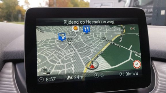 Mercedes-Benz B-klasse - 180 Ambition Zeer mooie en complete B 180 benzine Met achteruit rijcamera w - 1