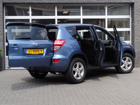 Toyota RAV4 - 2.0 VVTi Dynamic , dealer onderhouden, trekhaak, climate / cruise control, 4 wheel dri - 1