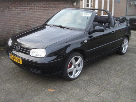 Volkswagen Golf Cabriolet - 1.8 Trendline - 1