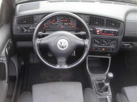 Volkswagen Golf Cabriolet - 1.8 Trendline - 1