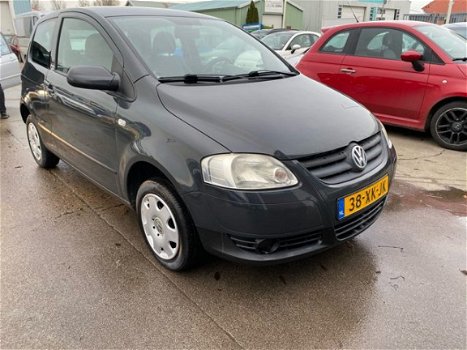 Volkswagen Fox - 1.4 Trendline - 1