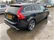 Volvo V60 - 1.6 T3 R-Design - 1 - Thumbnail