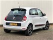 Renault Twingo - 0.9 TCe (90PK) Limited met Stoelverwarming, Airco, Cruise Controle - 1 - Thumbnail