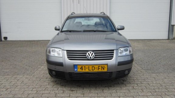 Volkswagen Passat Variant - 1.9 TDI H5 Comfortline - 1