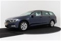 Volkswagen Passat Variant - 1.4 TSI Business Edition | Navigatie | Parkeersensoren | Org NL - 1 - Thumbnail