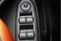 Ford Kuga - 2.0 TDCi Trend FWD Euro 4 airco, cruise control, elektrische ramen, afneembare trekhaak, - 1 - Thumbnail