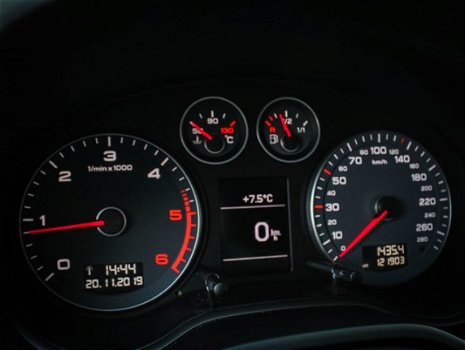 Audi A3 Sportback - 1.6 TDI Ambition Pro Line S / Leder / Navigatie - 1