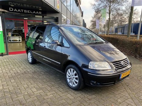 Volkswagen Sharan - 2.0 Sportline Automaat 7persoons - 1