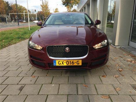 Jaguar XE - 2.0D 163pk E-Performance Automaat Pure - 1