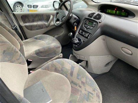 Citroën Xsara Picasso - 1.8i 16V - 1