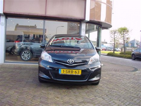 Toyota Yaris - 1.3 VVT-i Aspiration Navi - 1