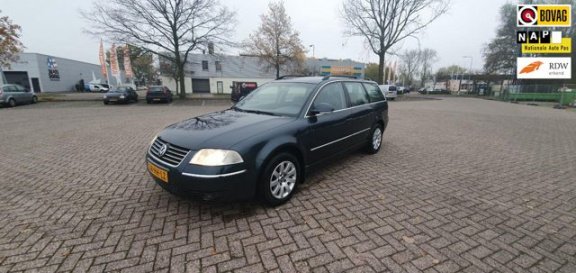 Volkswagen Passat Variant - 2.0-20V Turijn Nieuwstaat| Bomvol | PDC | - 1