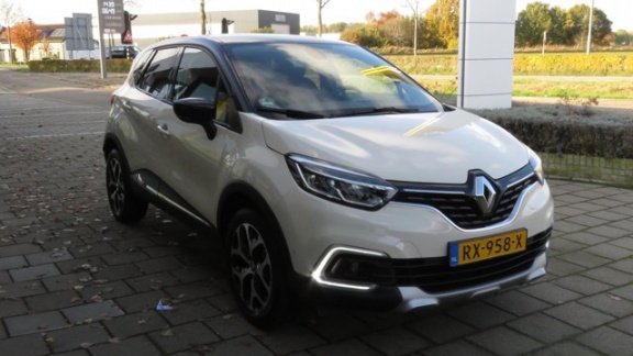 Renault Captur - TCe 90 Intens | Nav | Cam | ParkSens V&A | Dode Hoek Waarsch | Gar Plus 02-2021|NAP - 1