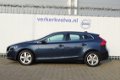 Volvo V40 - D2 Momentum - 1 - Thumbnail