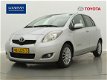 Toyota Yaris - 5-drs 1.3 Dynamic | LM-Velgen | Airco | Bluetooth | - 1 - Thumbnail