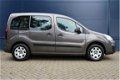 Peugeot Partner Tepee - 1.2 110 pk Active / Parkeerhulp / Navigatie - 1 - Thumbnail