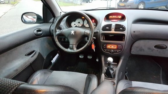 Peugeot 206 - GTI 2.0 16V Originele staat Airco Armsteun - 1